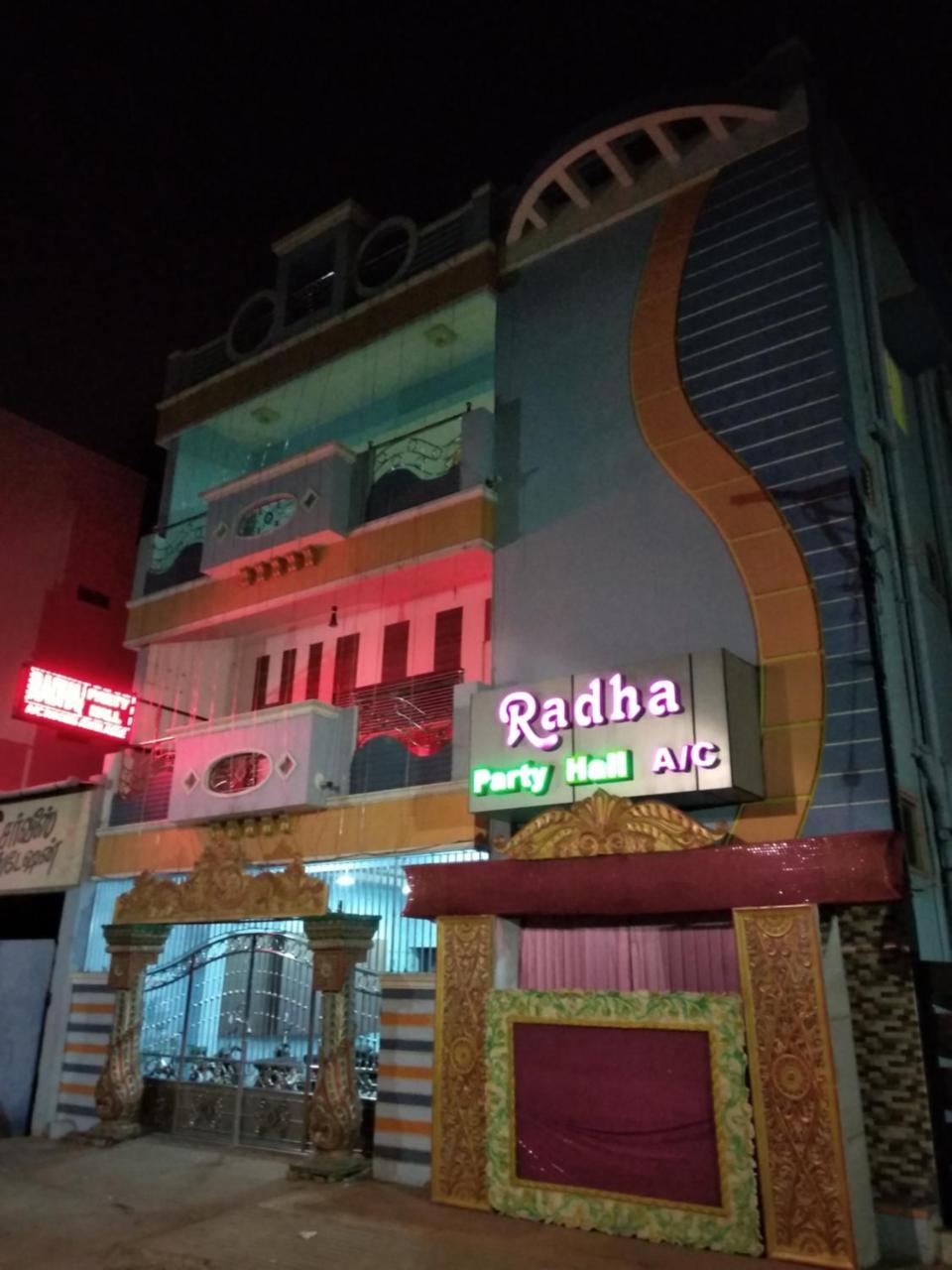 Radha Party Hall 甘吉布勒姆 外观 照片